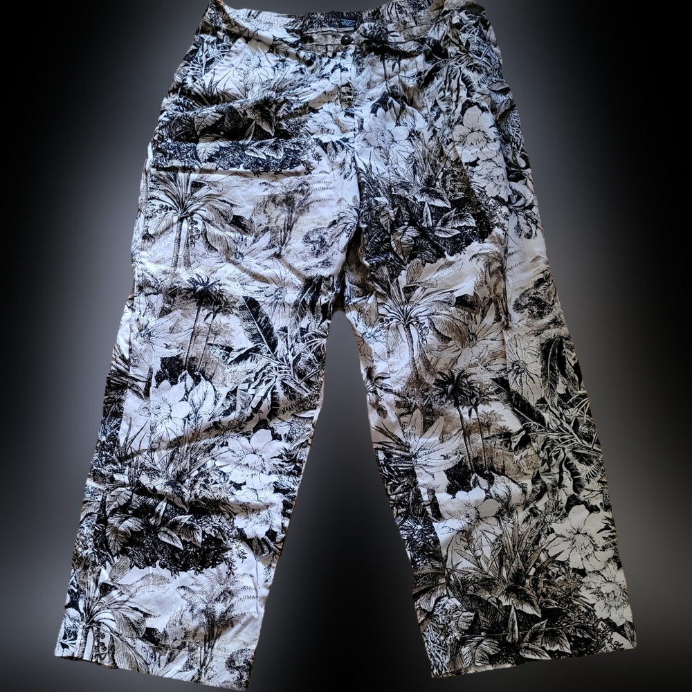 Onque Casuals Monochrome Tropical Print Pants